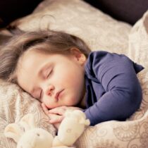 Regressione del sonno nei bambini, ecco quando avviene